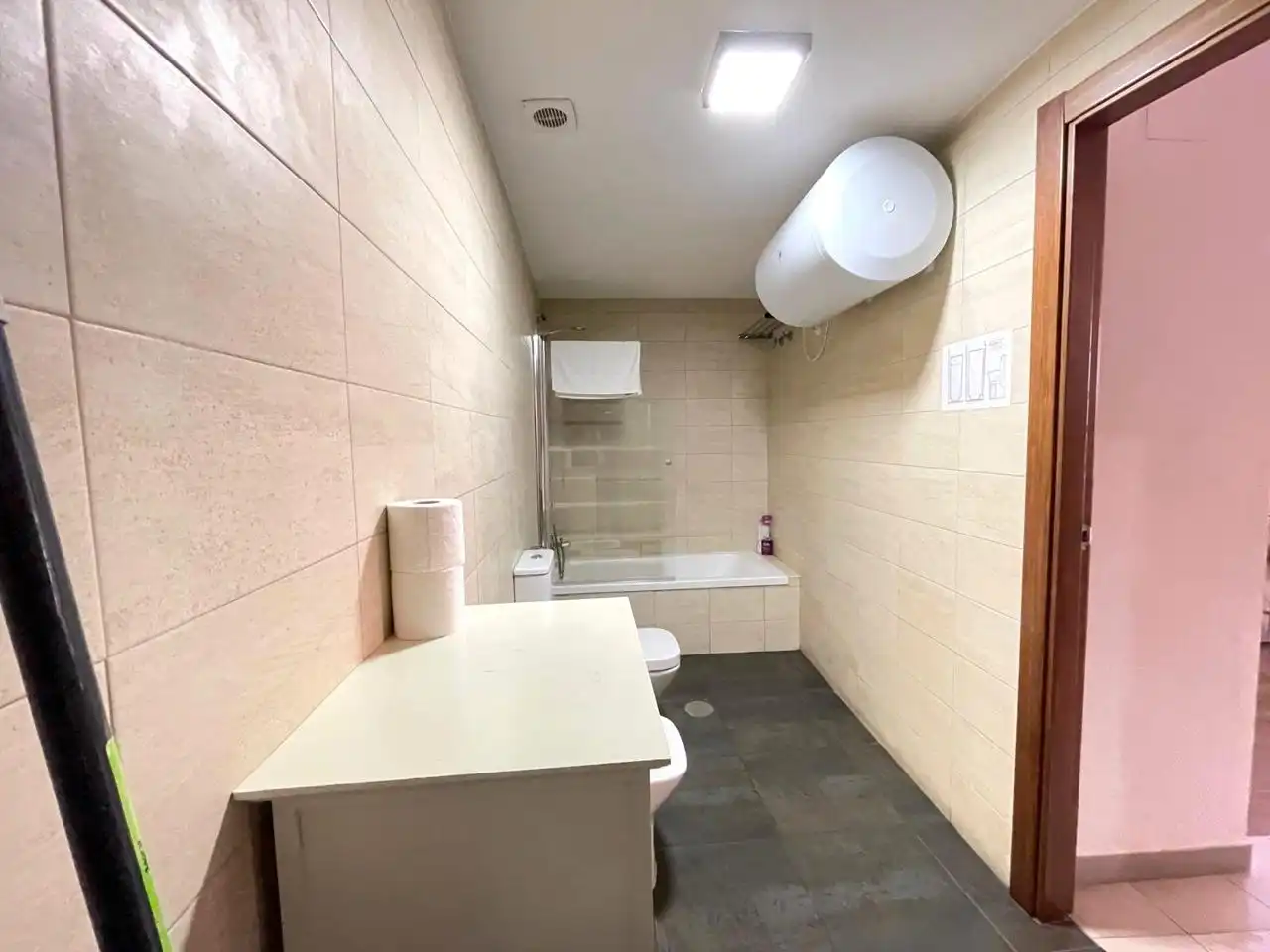 Baño de Planta baja en venta en Cáceres con Amueblado
