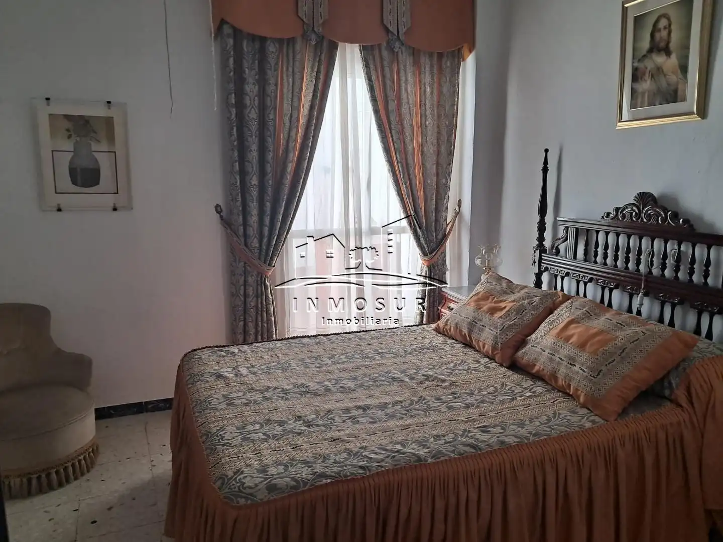 Dormitori de Casa adosada en venda en Lucena amb Terrassa