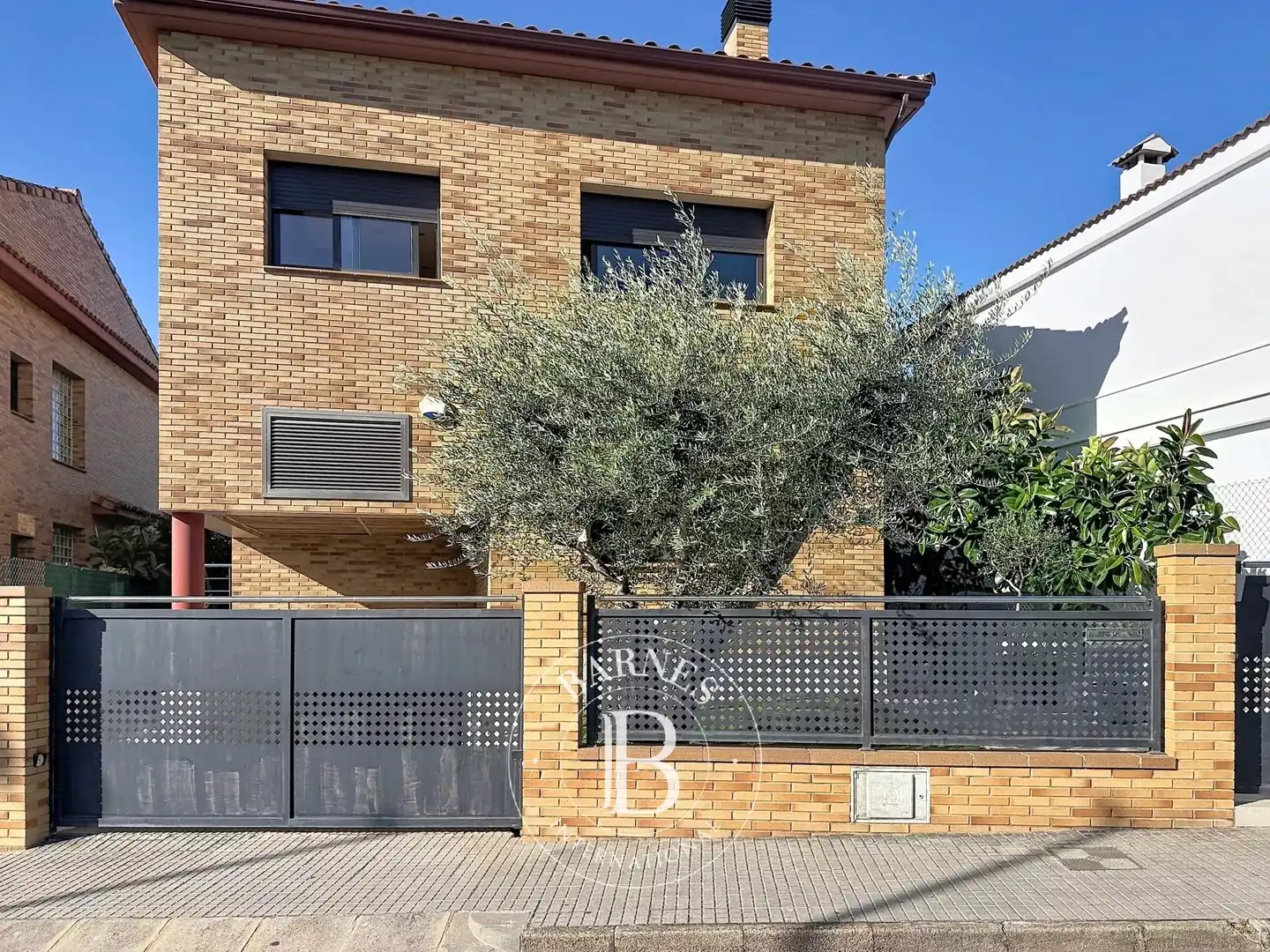 Casa amb piscina en venda a Carrer Rosselló, imagen 3