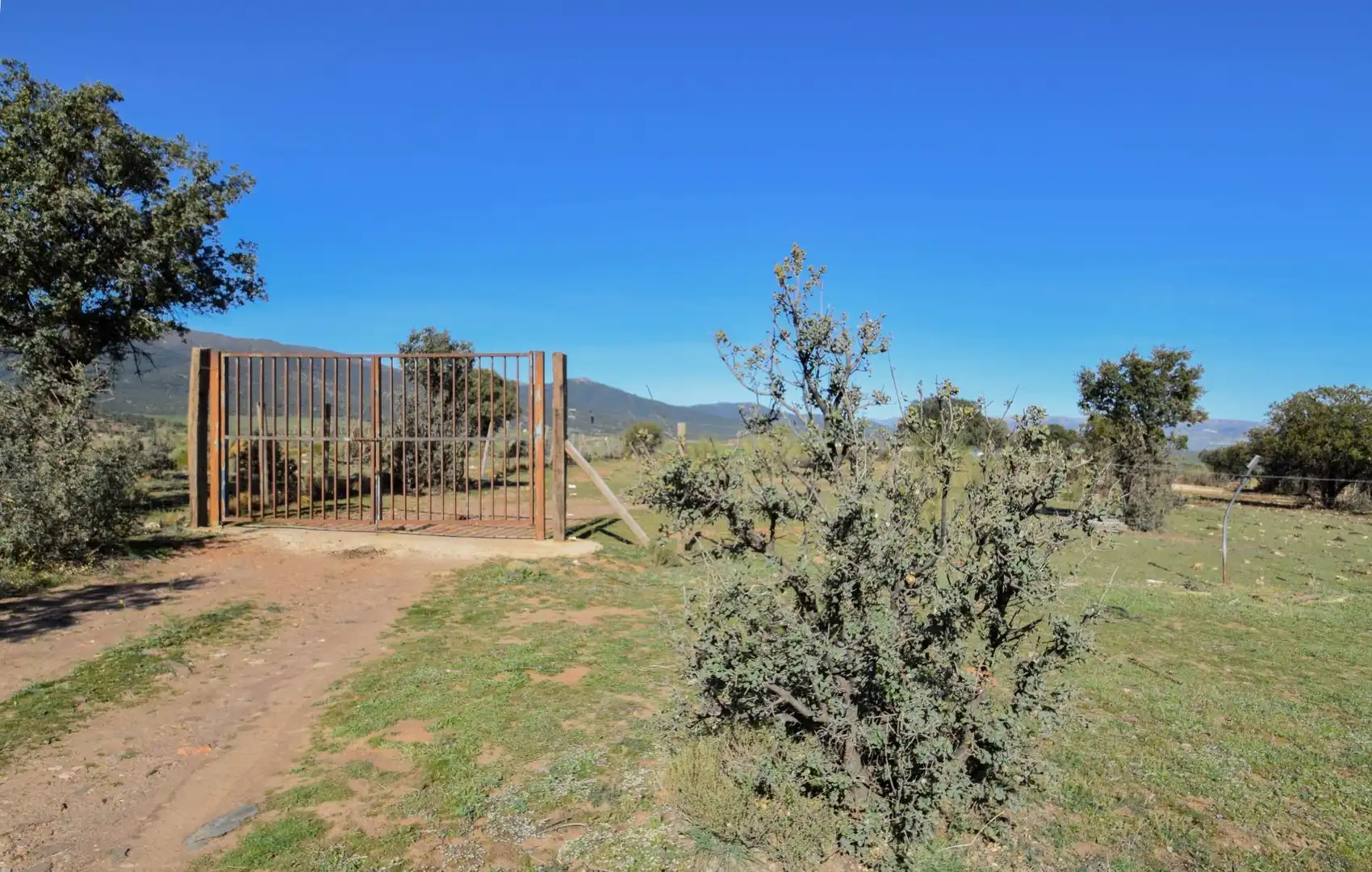 Terreno en venta en Paraje de las Perdices, Lugros