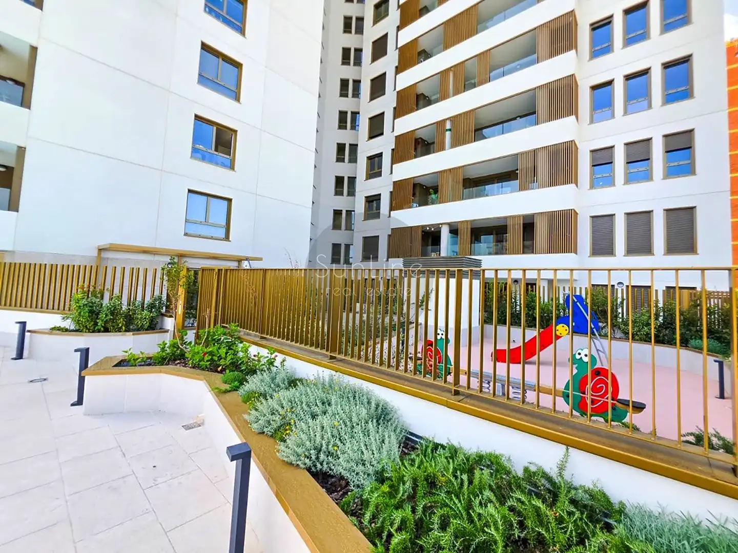 Appartamento con terrazza in affitto a Calle Doctor Domagk, imagen 9