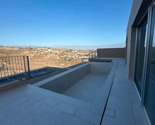 Terrassa de Casa o xalet en venda en San Bartolomé de Tirajana amb Aire condicionat, Terrassa i Piscina