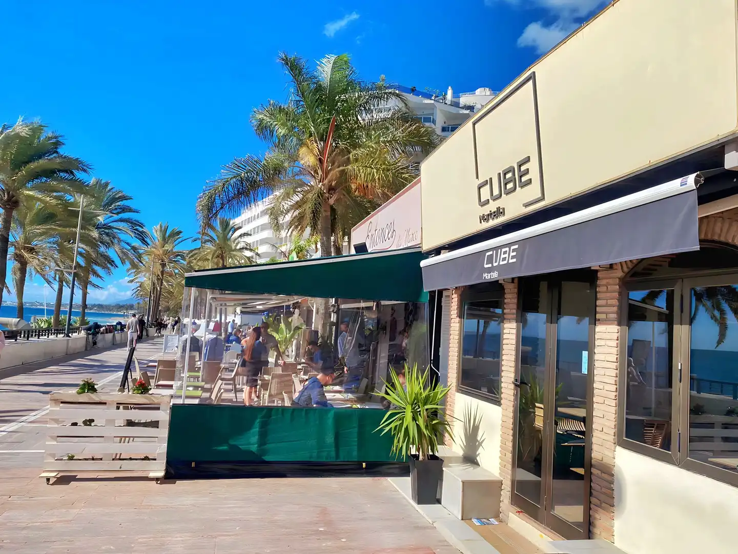 Local comercial en traspaso en San Pedro de Alcántara