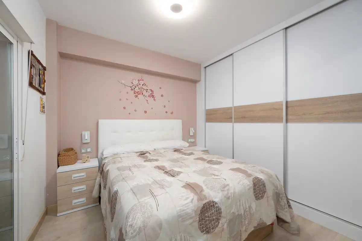 Flat for sale in Carrer Victoria Kent, Camí dels Magros - Casablanca