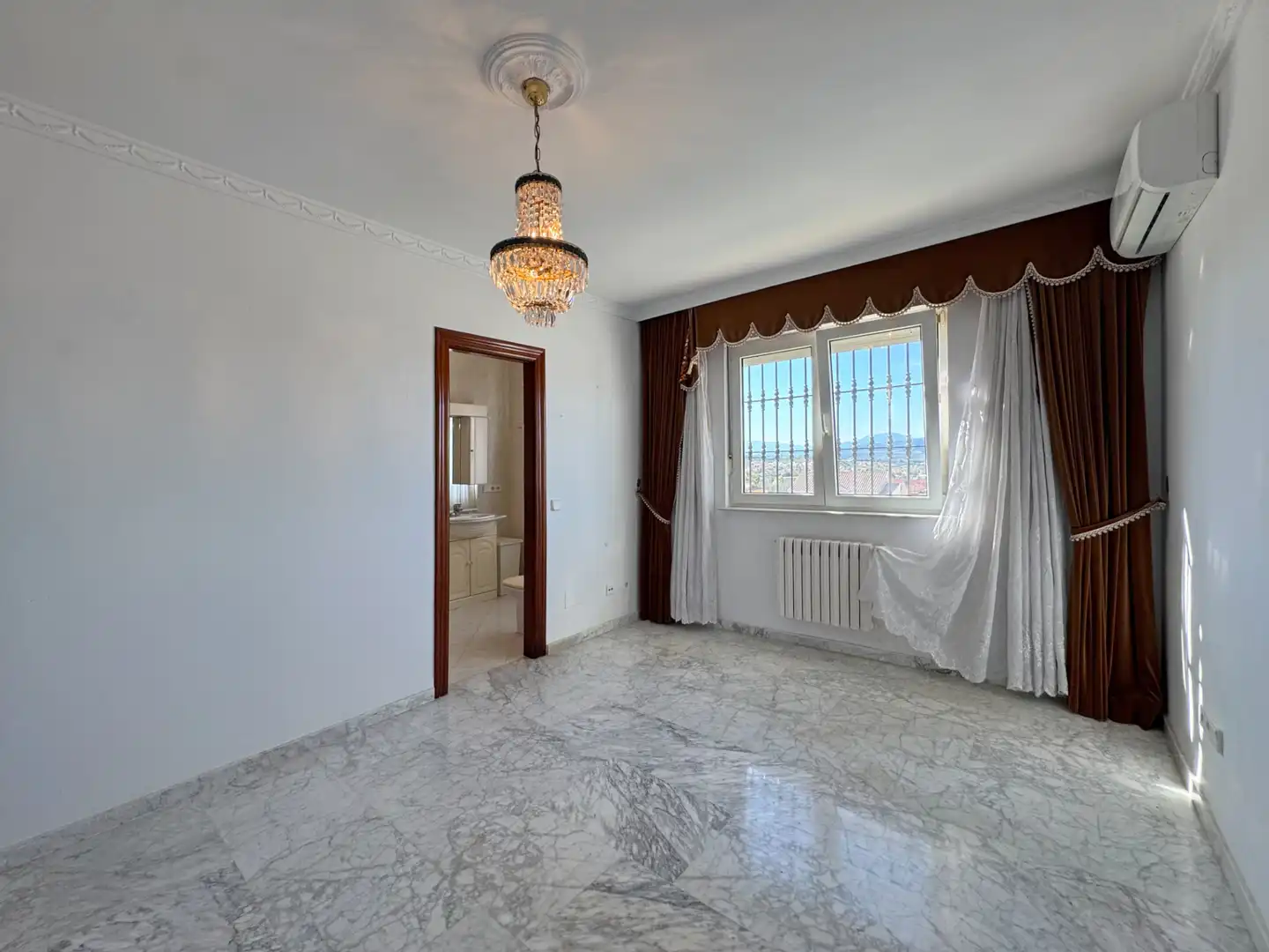 Casa o xalet en venda en Alhaurín de la Torre amb Aire condicionat, Calefacció i Jardí privat