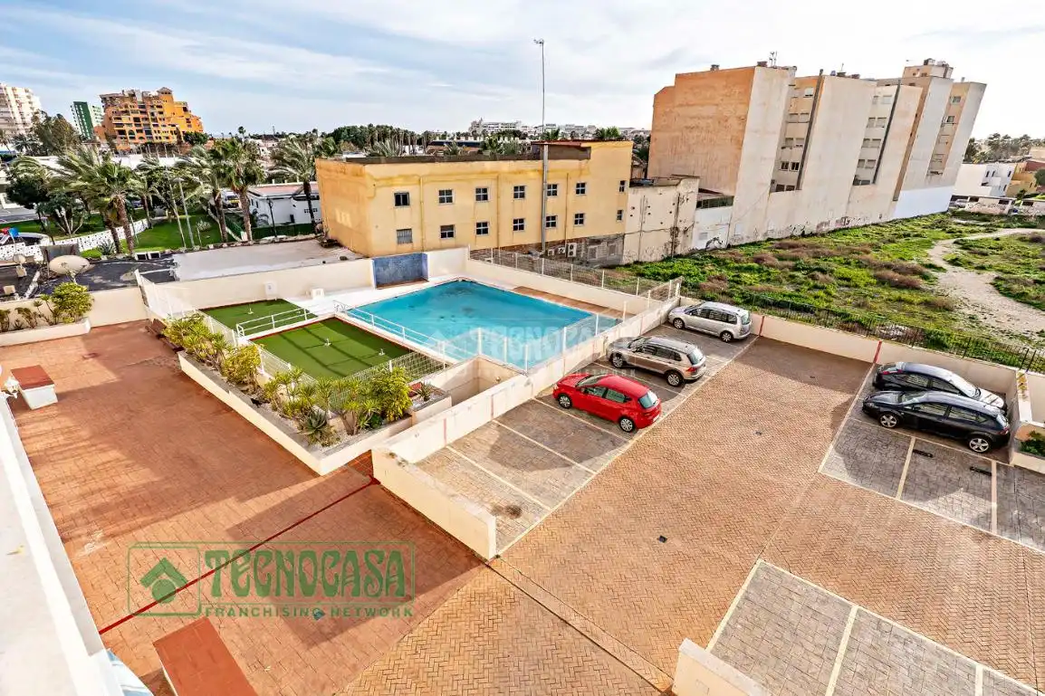 Swimming pool of Flat for sale in Roquetas de Mar  with Air Conditioner and Heating