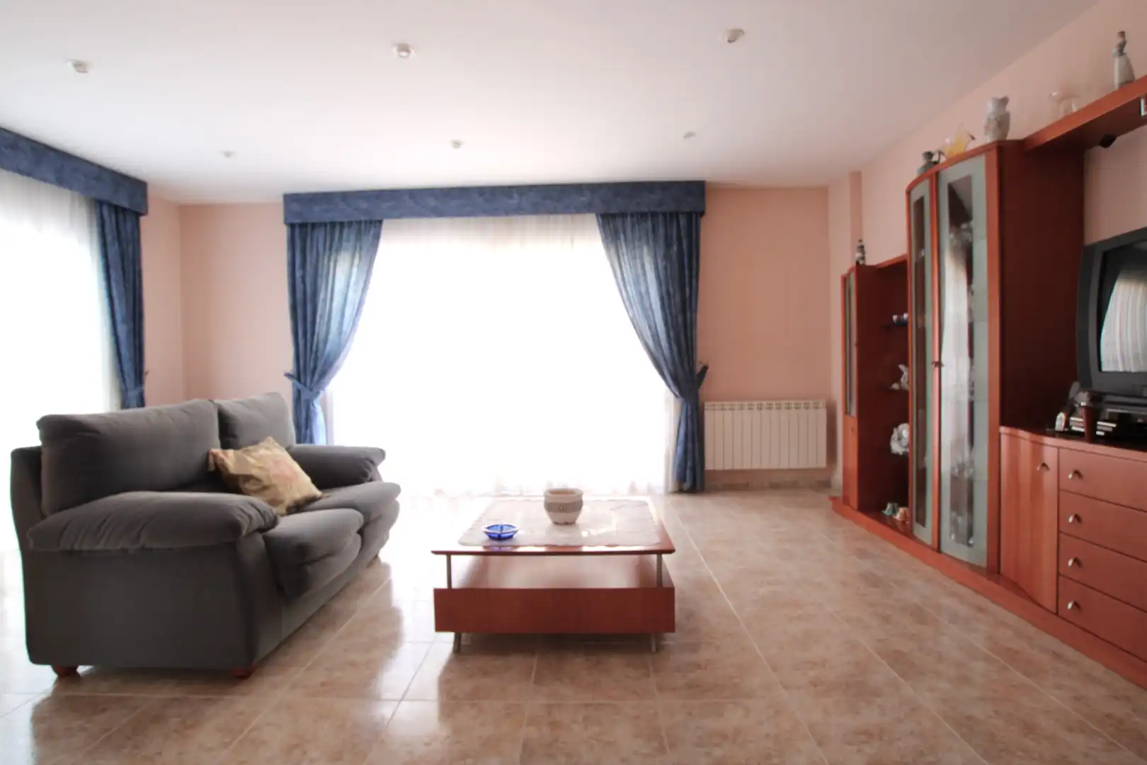 House with balcony for sale in Nucli Urbà, imagen 14