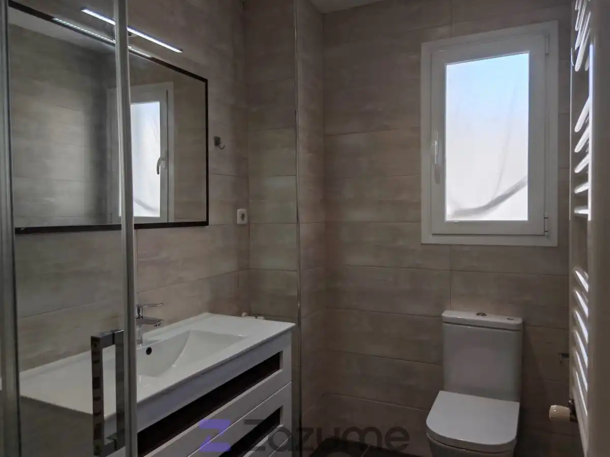 Bathroom of Flat for rent in Alcorcón  with Air Conditioner, Heating and Terrace