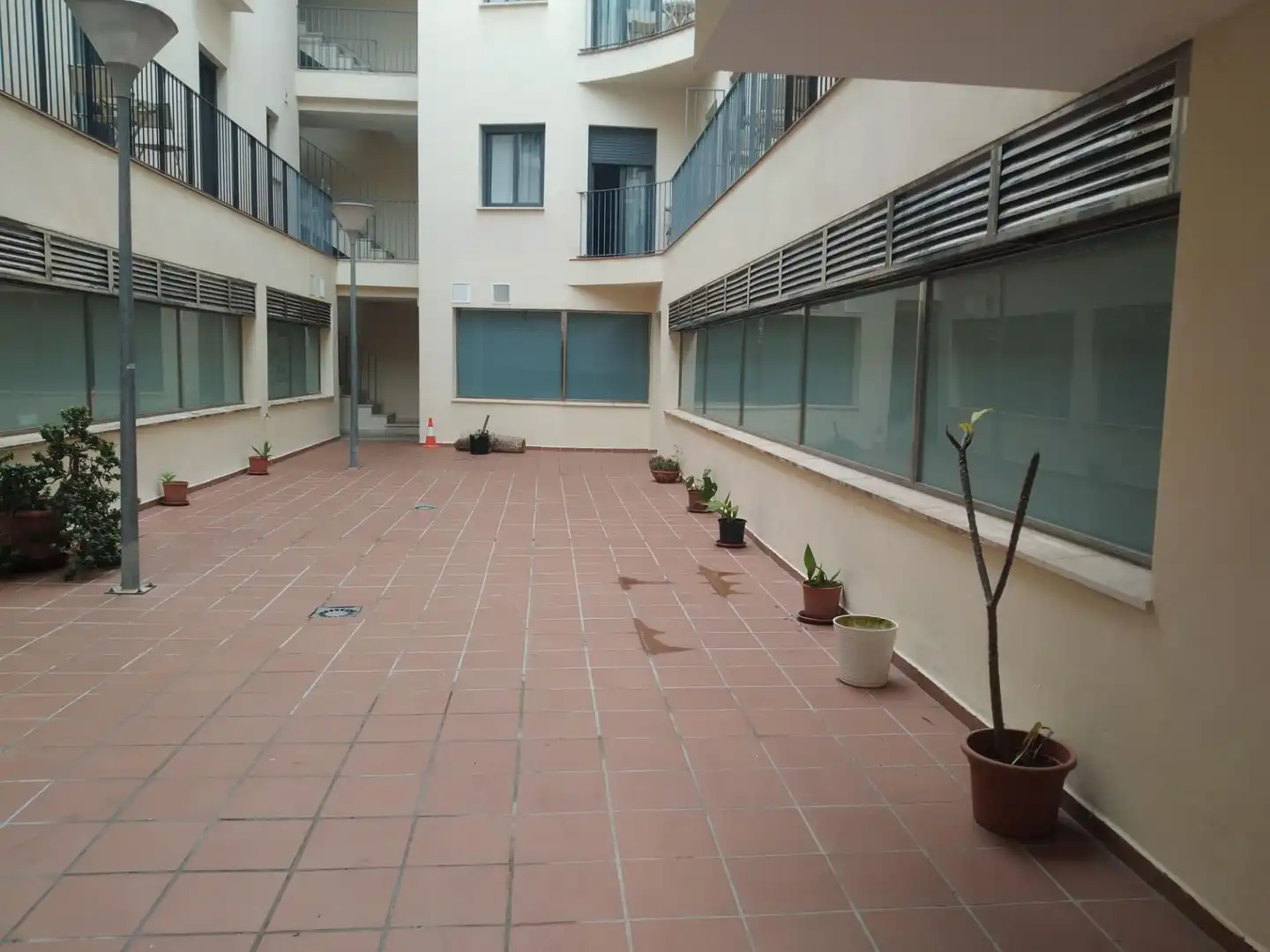 Vista exterior de Garaje de alquiler en Málaga