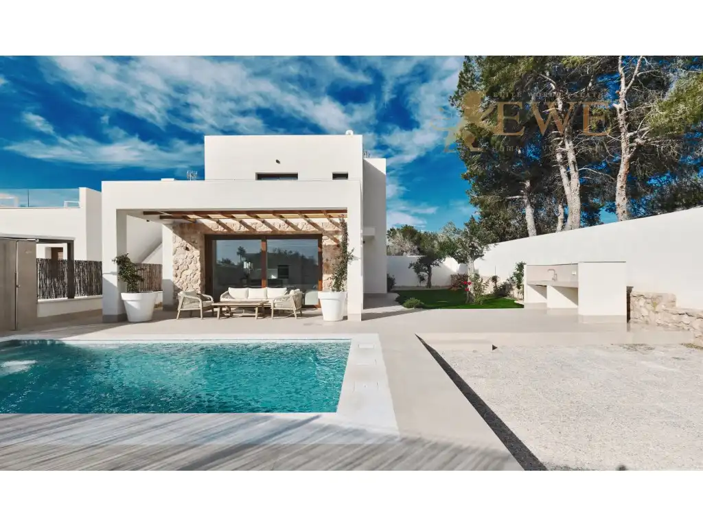 Casa amb piscina en venda a Avenida Ardillas-Lomas Don Juan, imagen 2