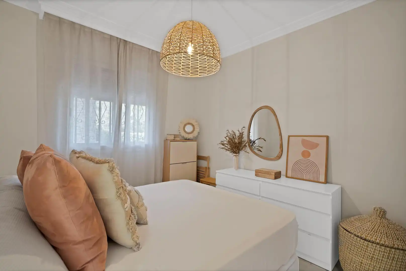 Habitación de Apartamento en venta en Marbella con Aire acondicionado, Calefacción y Jardín privado