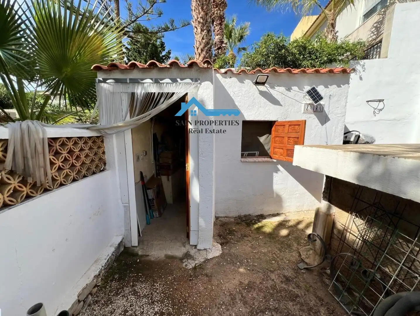 Vista exterior de Casa o chalet en venta en La Nucia con Aire acondicionado, Calefacción y Jardín privado