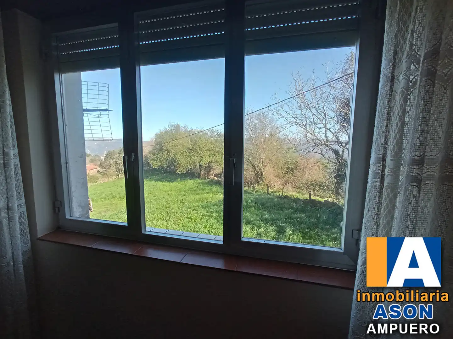 Casa o chalet en venta en Ampuero con Jardín privado, Terraza y Amueblado