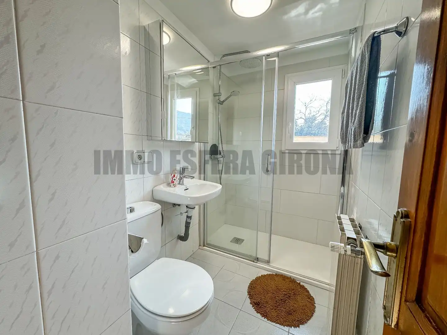 Baño de Casa o chalet en venta en Celrà con Aire acondicionado, Calefacción y Jardín privado