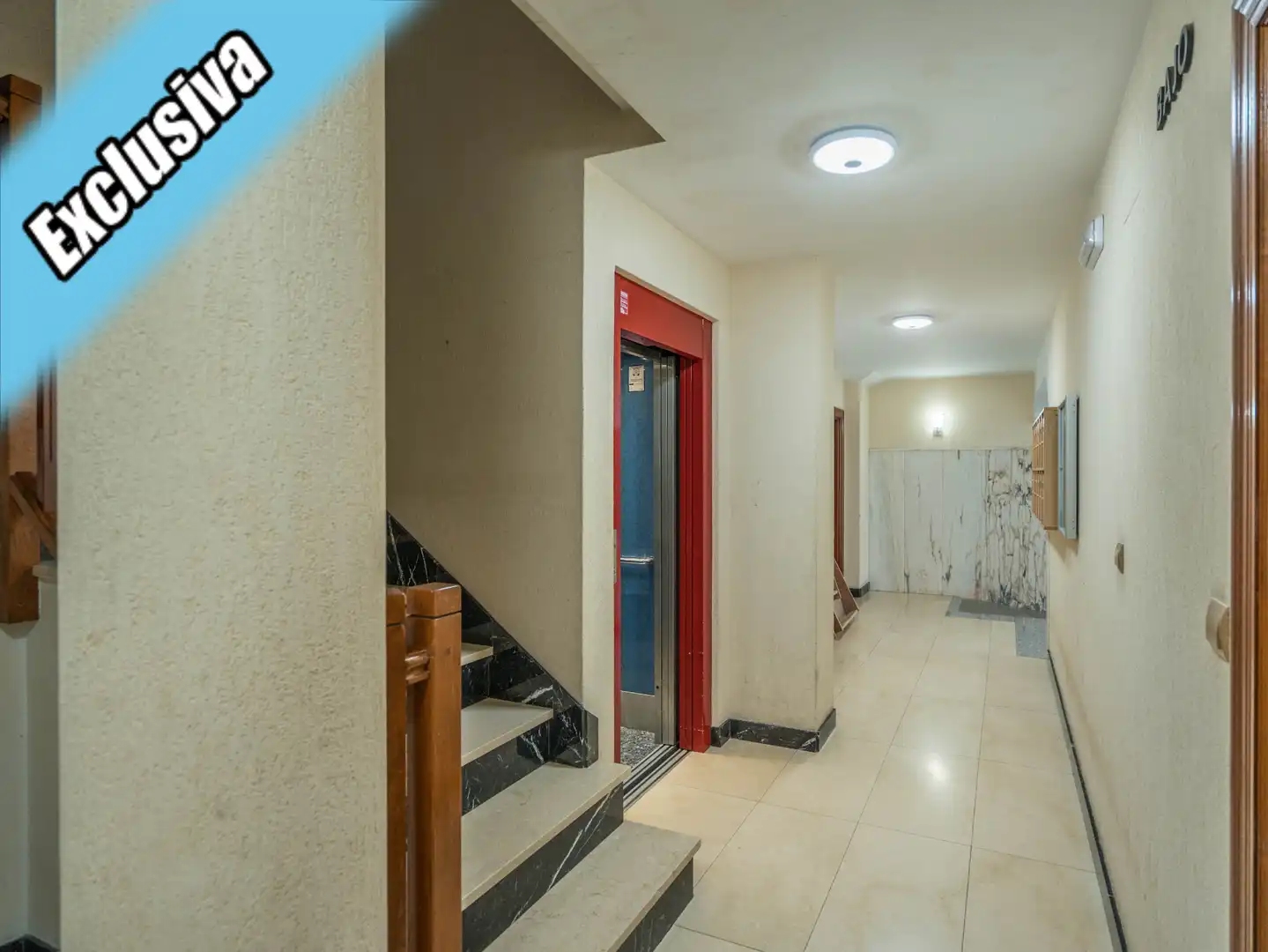 Maisonette zum Verkauf in Laredo mit Heizung, Parkett und Balkon