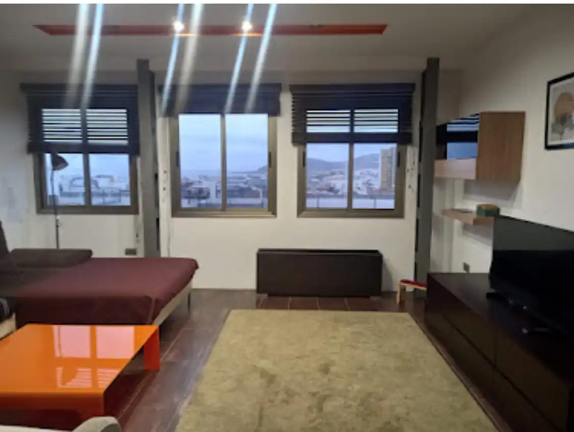 Habitación de Piso de alquiler en Las Palmas de Gran Canaria con Amueblado, Horno y Lavadora