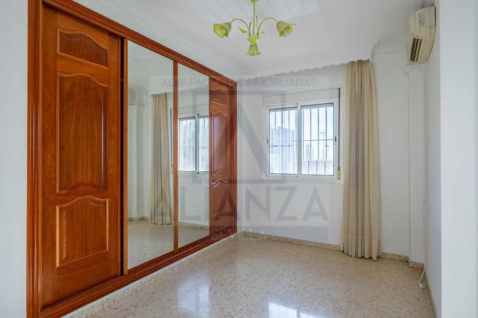 Bedroom of Flat for sale in Balcón de Sevilla - Atalaya - La Uva - La Extremeña