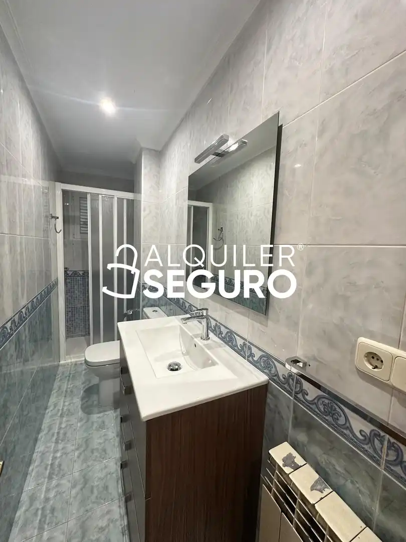 Baño de Piso de alquiler en Moratalaz