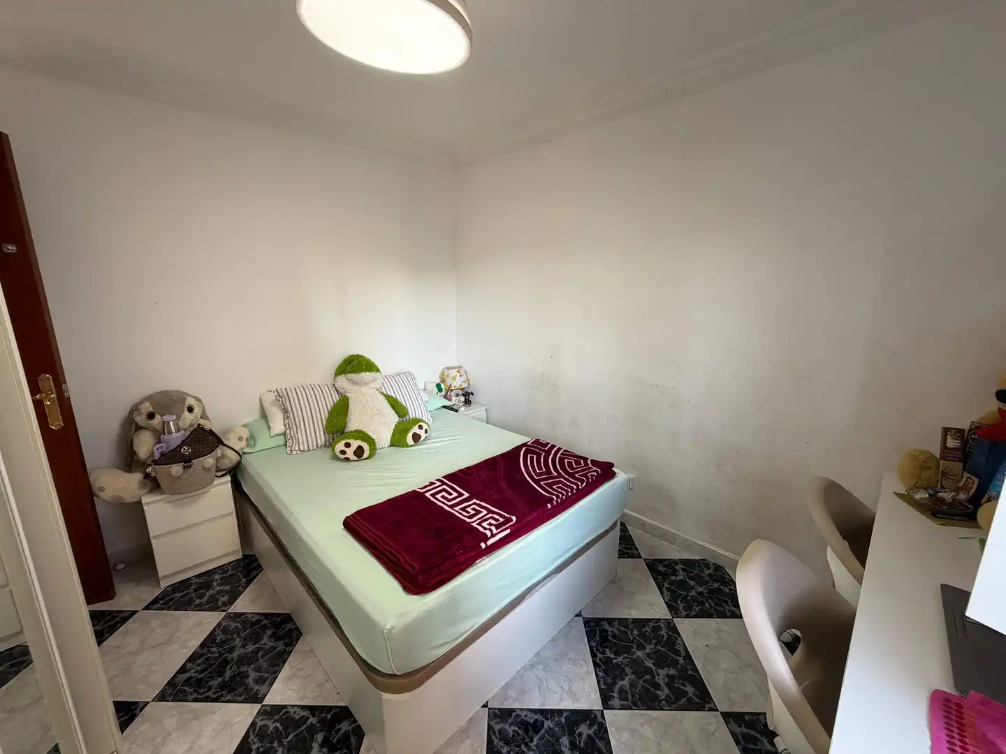 Habitación de Piso en venta en Sevilla con Balcón