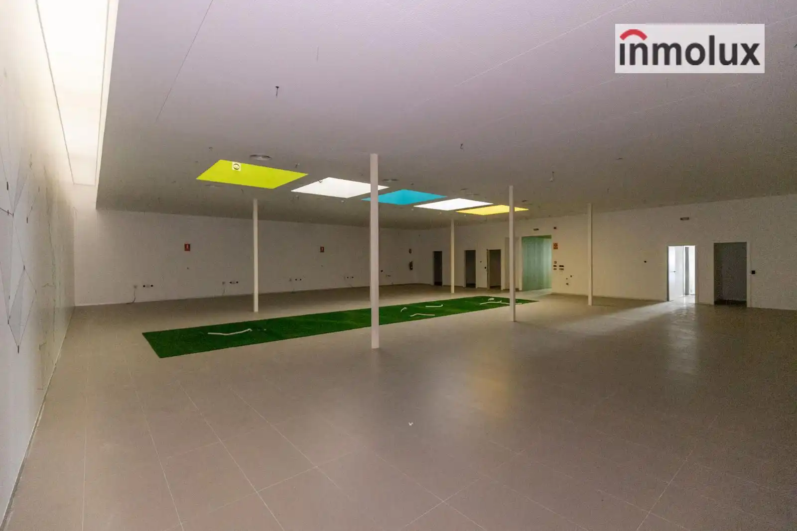 Nave industrial de alquiler en Alicante / Alacant