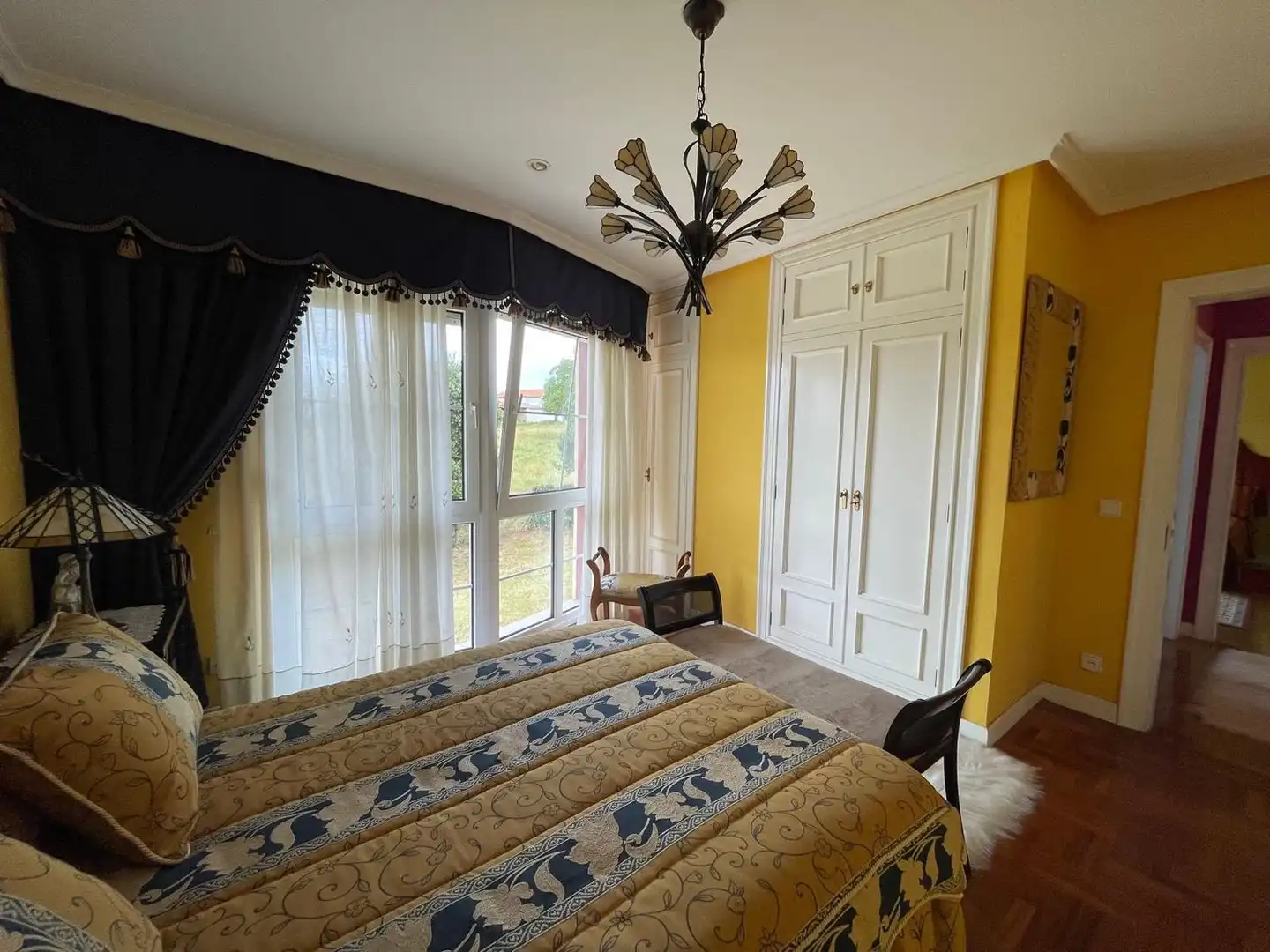 Habitación de Casa o chalet de alquiler en Gijón  con Calefacción, Terraza y Trastero
