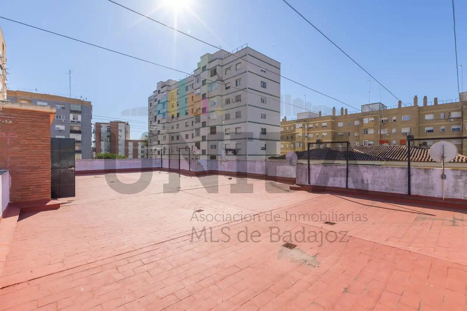 Terrasse von Wohnung zum Verkauf in Badajoz mit Klimaanlage, Privatgarten und Terrasse