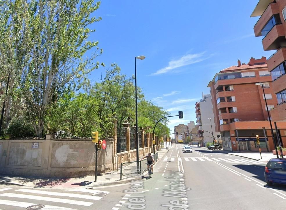 Vista exterior de Piso en venta en  Zaragoza Capital con Jardín privado, Terraza y Balcón