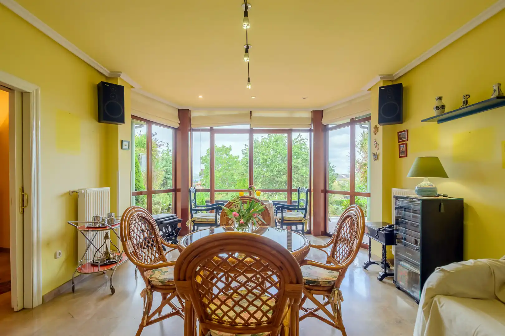 Comedor de Casa o chalet en venta en Oviedo  con Calefacción, Jardín privado y Parquet