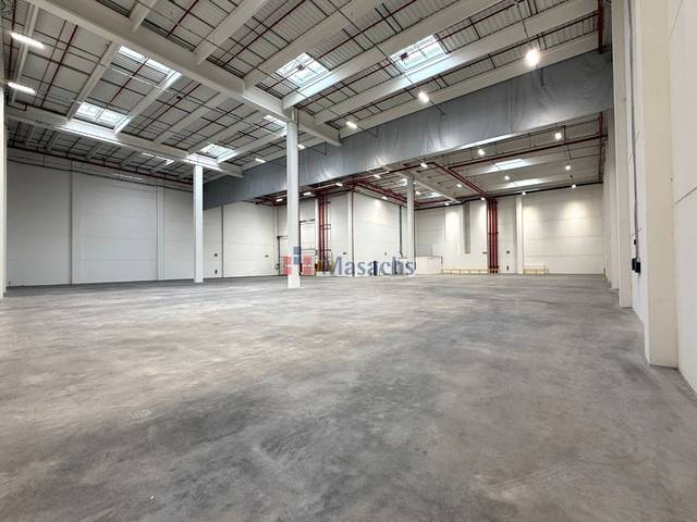 Nave industrial en Alquiler en Centre