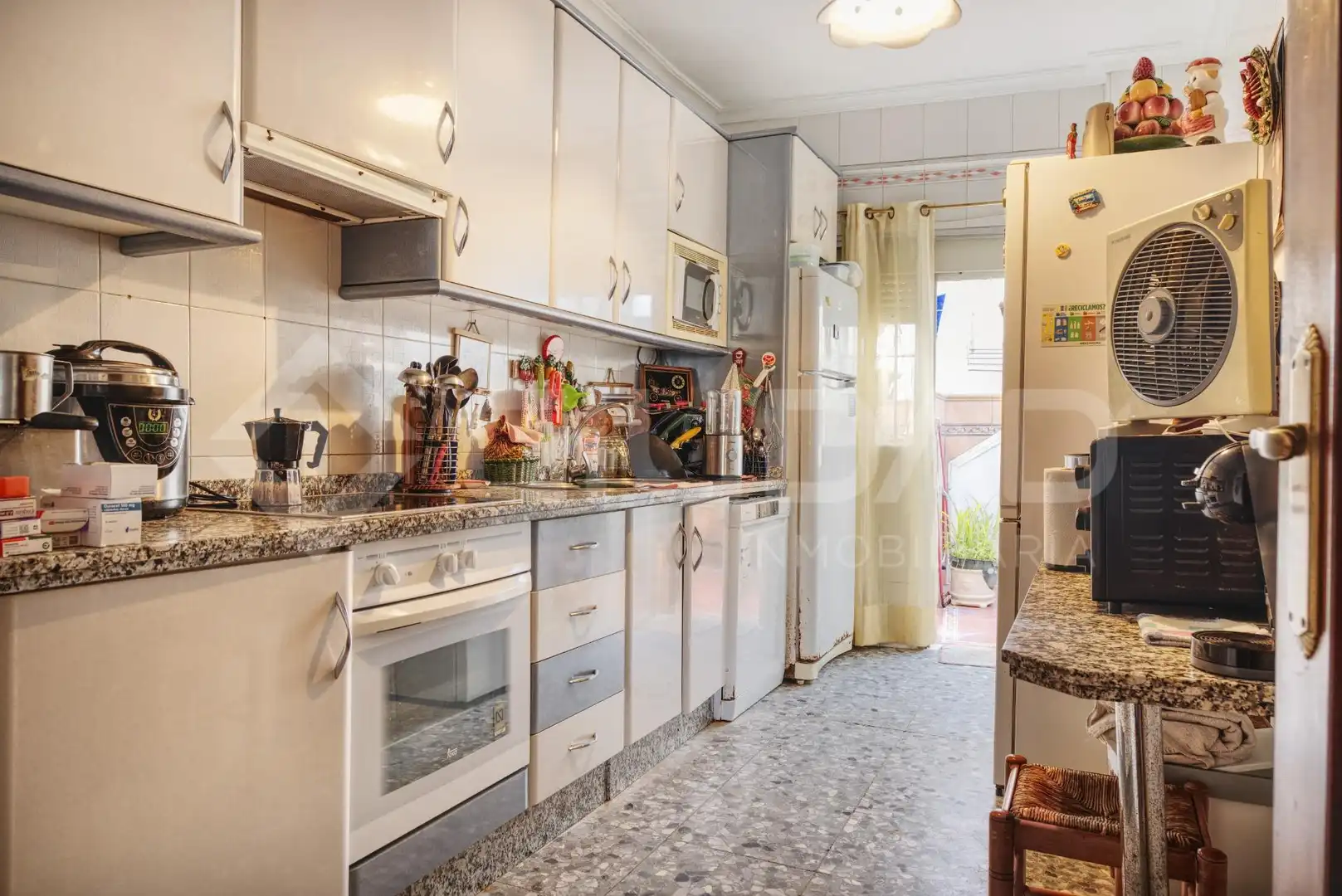 Cocina de Piso en venta en Coria del Río con Aire acondicionado y Terraza