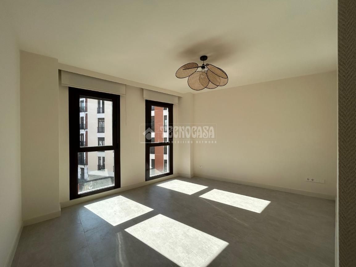 Bedroom of Flat for rent in  Madrid Capital  with Air Conditioner