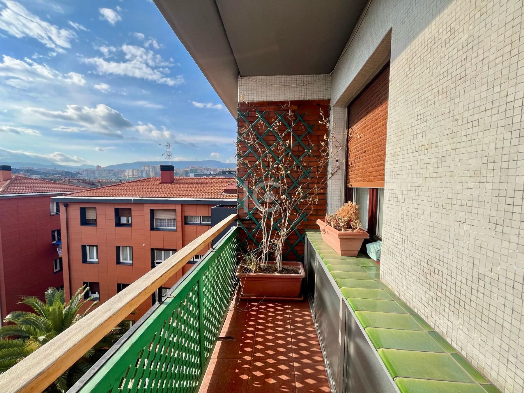 Terrassa de Pis en venda en Getxo  amb Calefacció i Terrassa