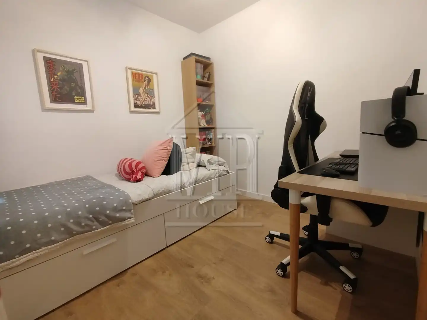 Habitación de Piso en venta en Badalona con Aire acondicionado, Calefacción y Parquet