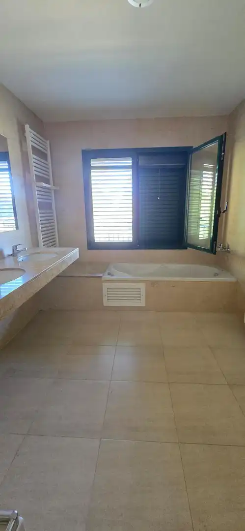 Bany de Casa o xalet en venda en Reus amb Calefacció, Jardí privat i Terrassa