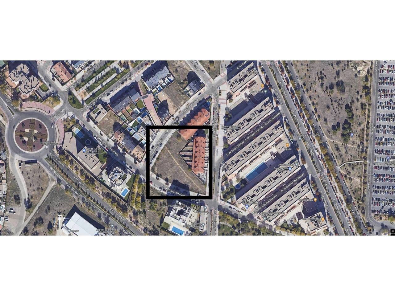 Vista exterior de Casa o xalet en venda en Fuenlabrada amb Aire condicionat, Jardí privat i Terrassa