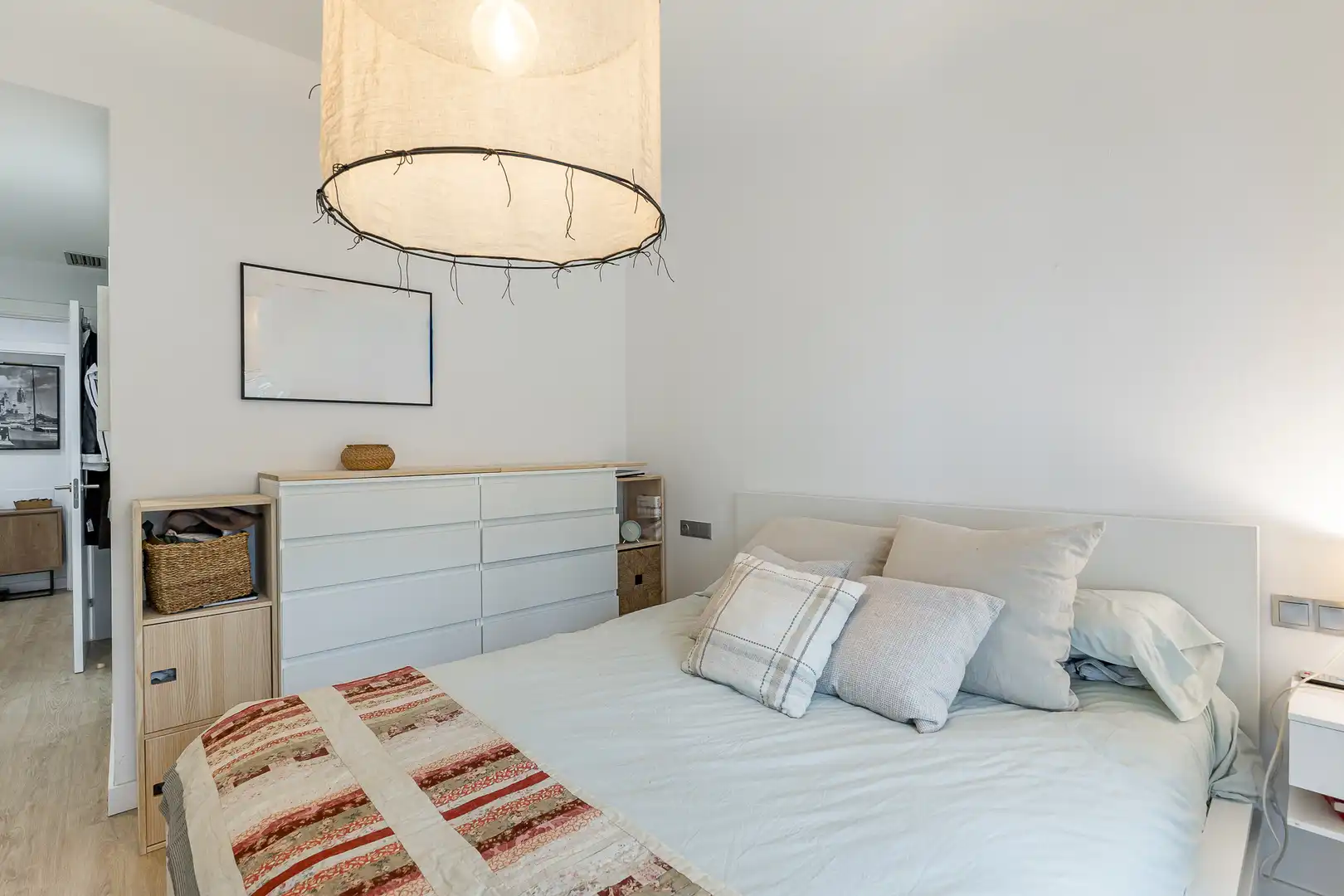Schlafzimmer von Wohnungen zum Verkauf in Sitges mit Klimaanlage, Heizung und Privatgarten