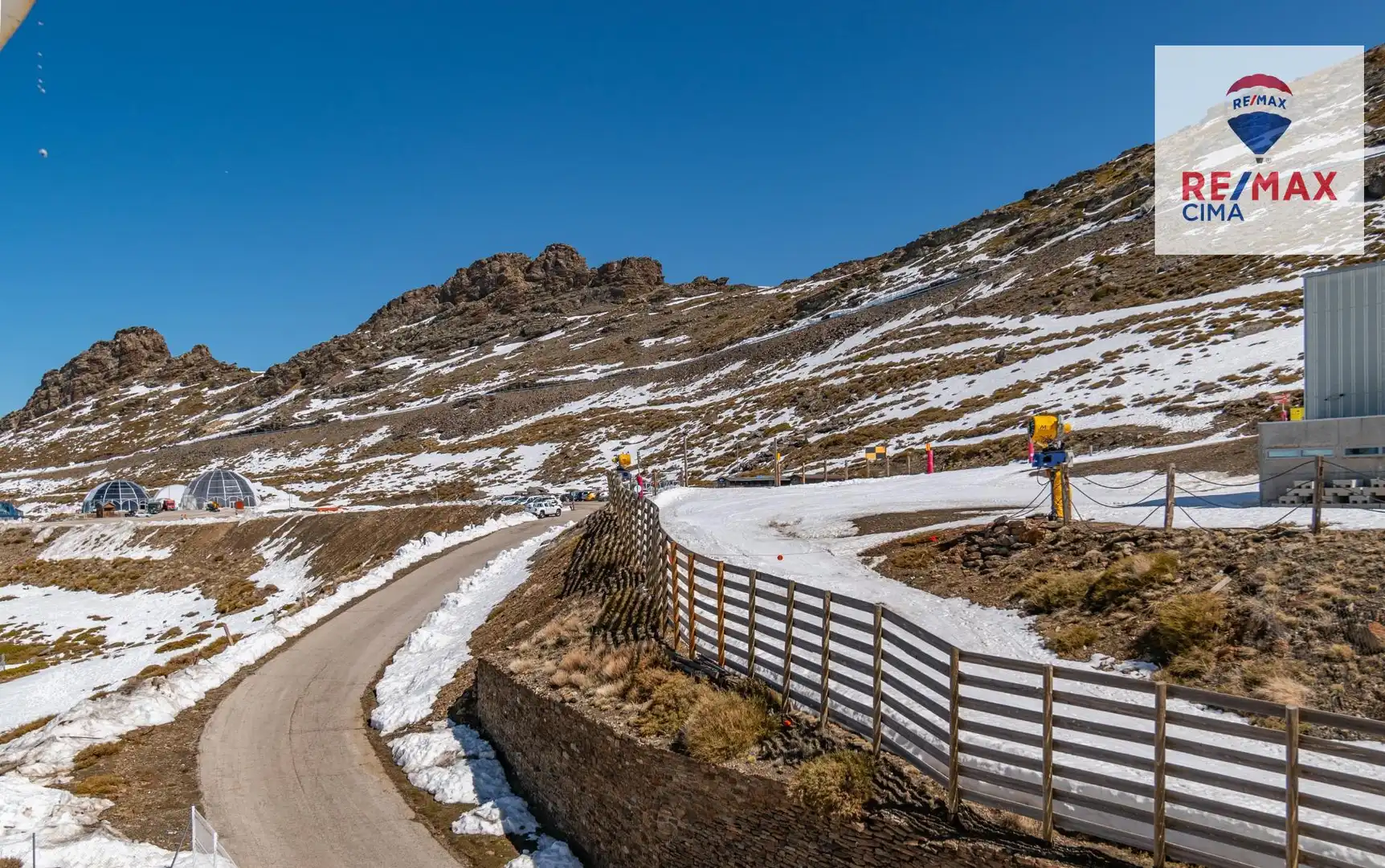 Vista exterior de Estudio en venta en Sierra Nevada con Calefacción y Terraza