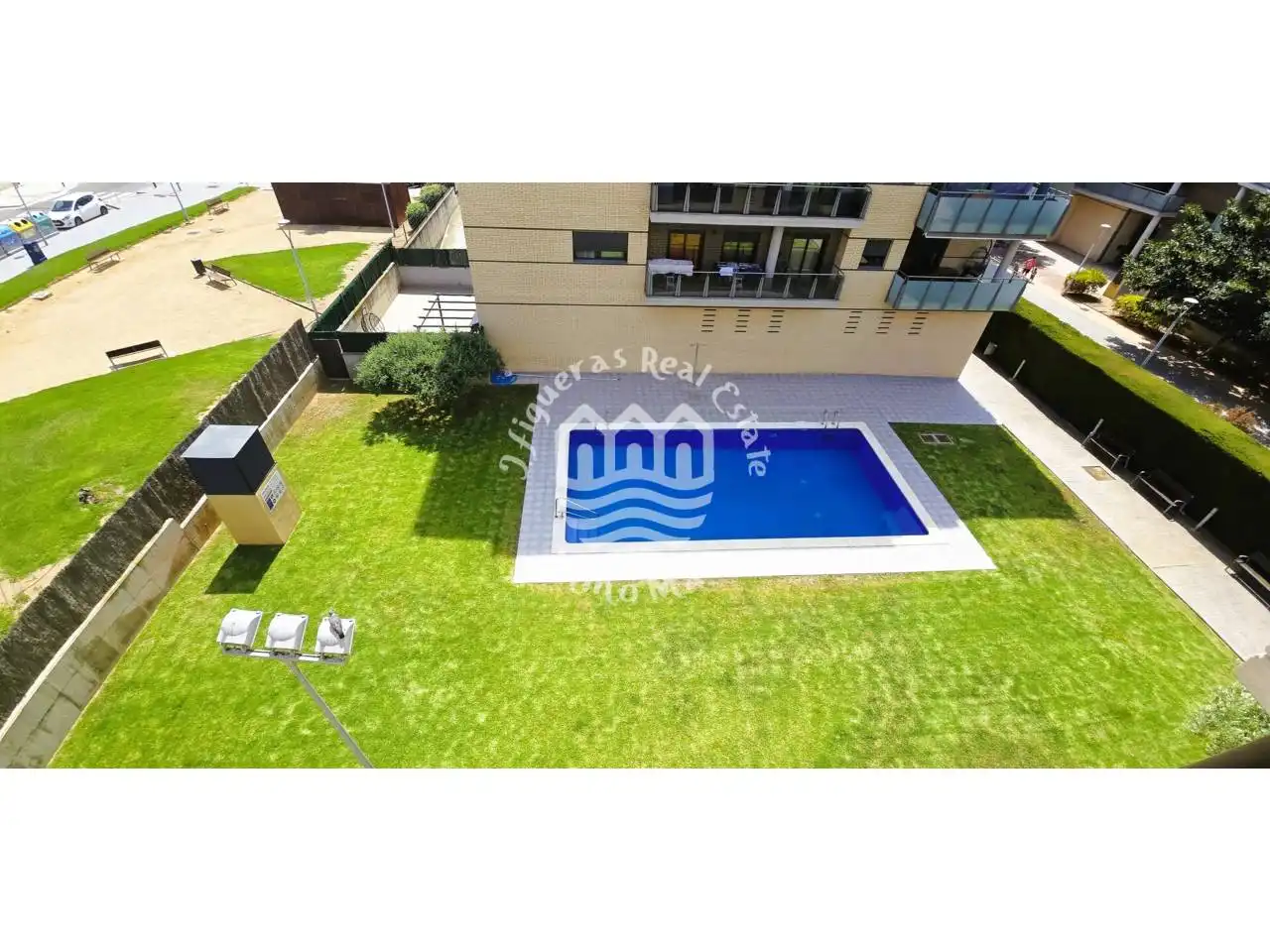 Swimming pool of Flat for sale in Vila-seca  with Air Conditioner, Heating and Parquet flooring