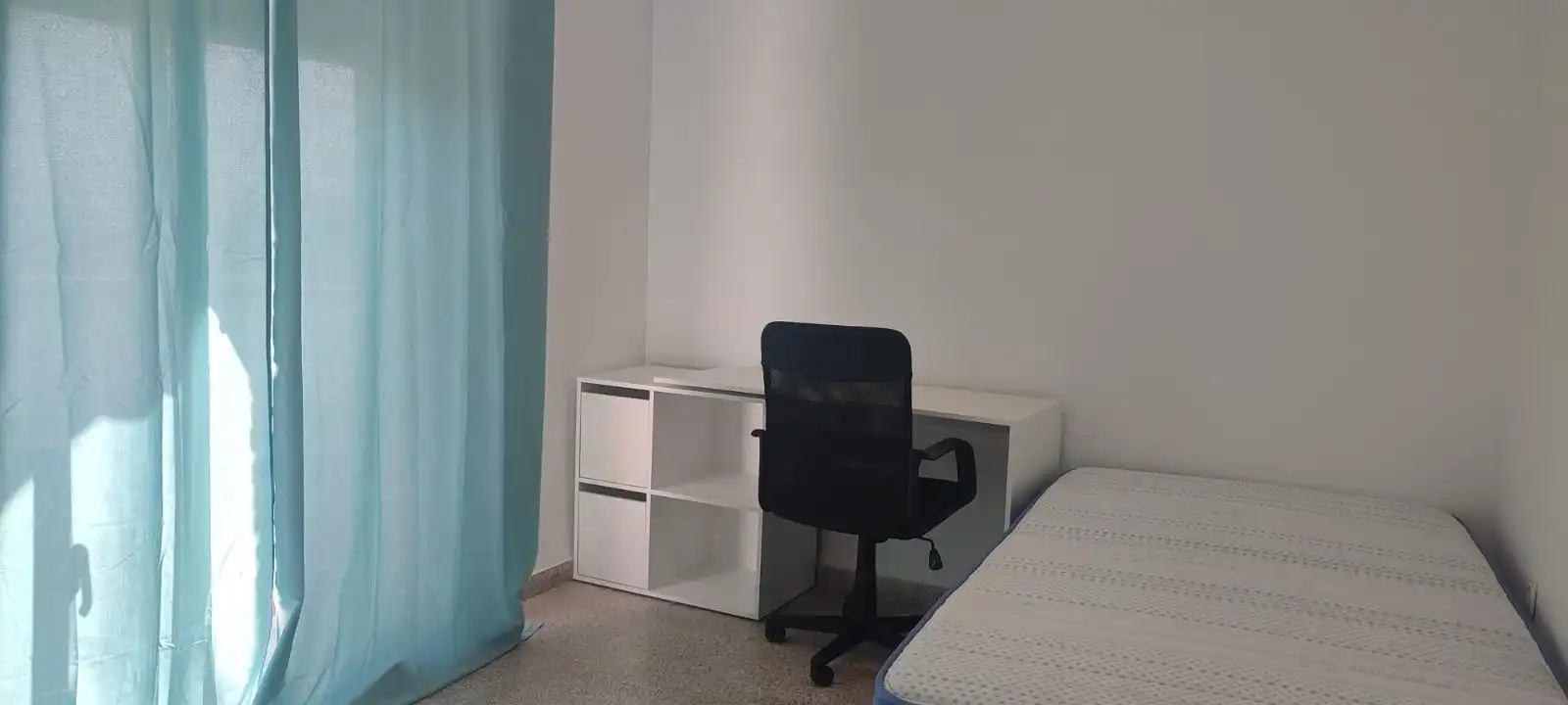 Bedroom of Flat for sale in Granada