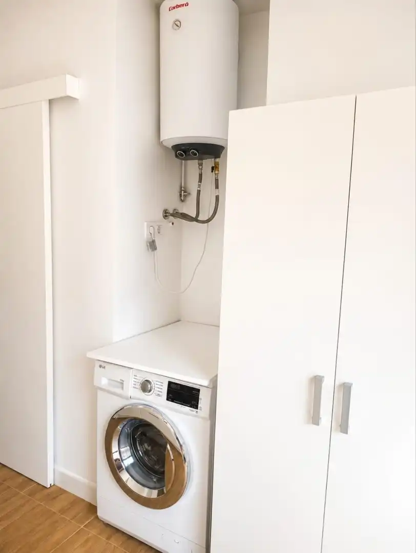 Cocina de Apartamento de alquiler en Sevilla con Aire acondicionado, Calefacción y Amueblado