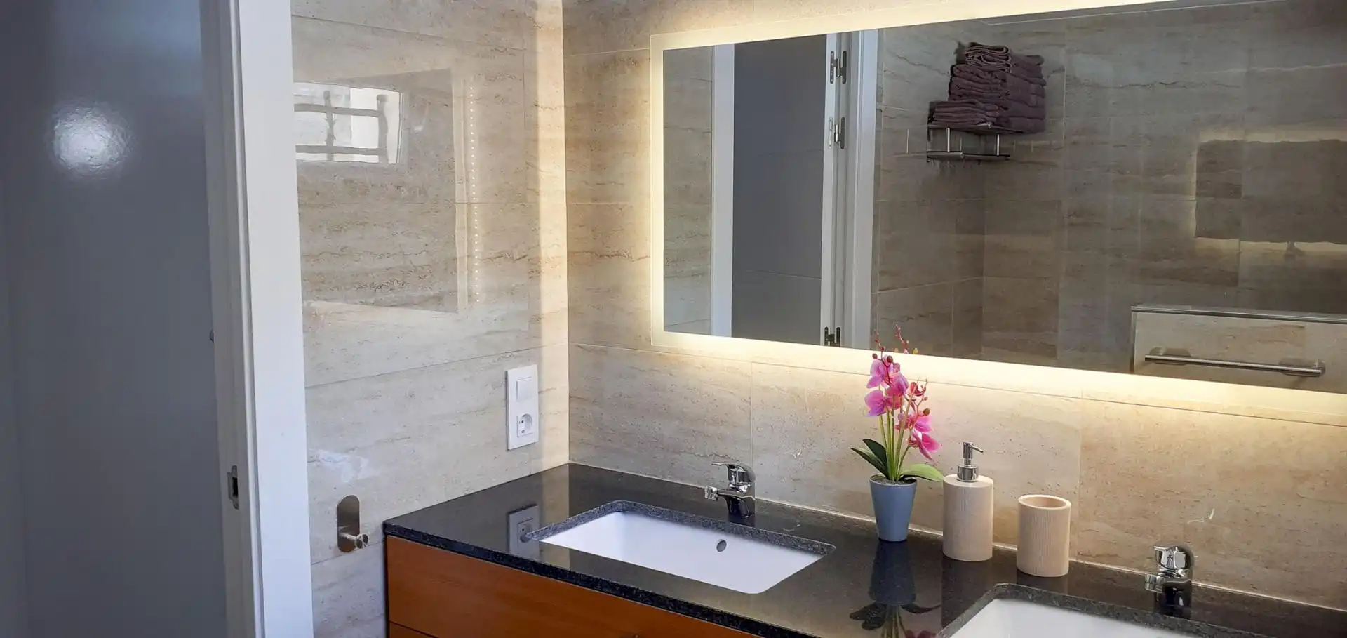 Badezimmer von Haus oder Chalet zum Verkauf in L'Alfàs del Pi mit Klimaanlage, Privatgarten und Terrasse