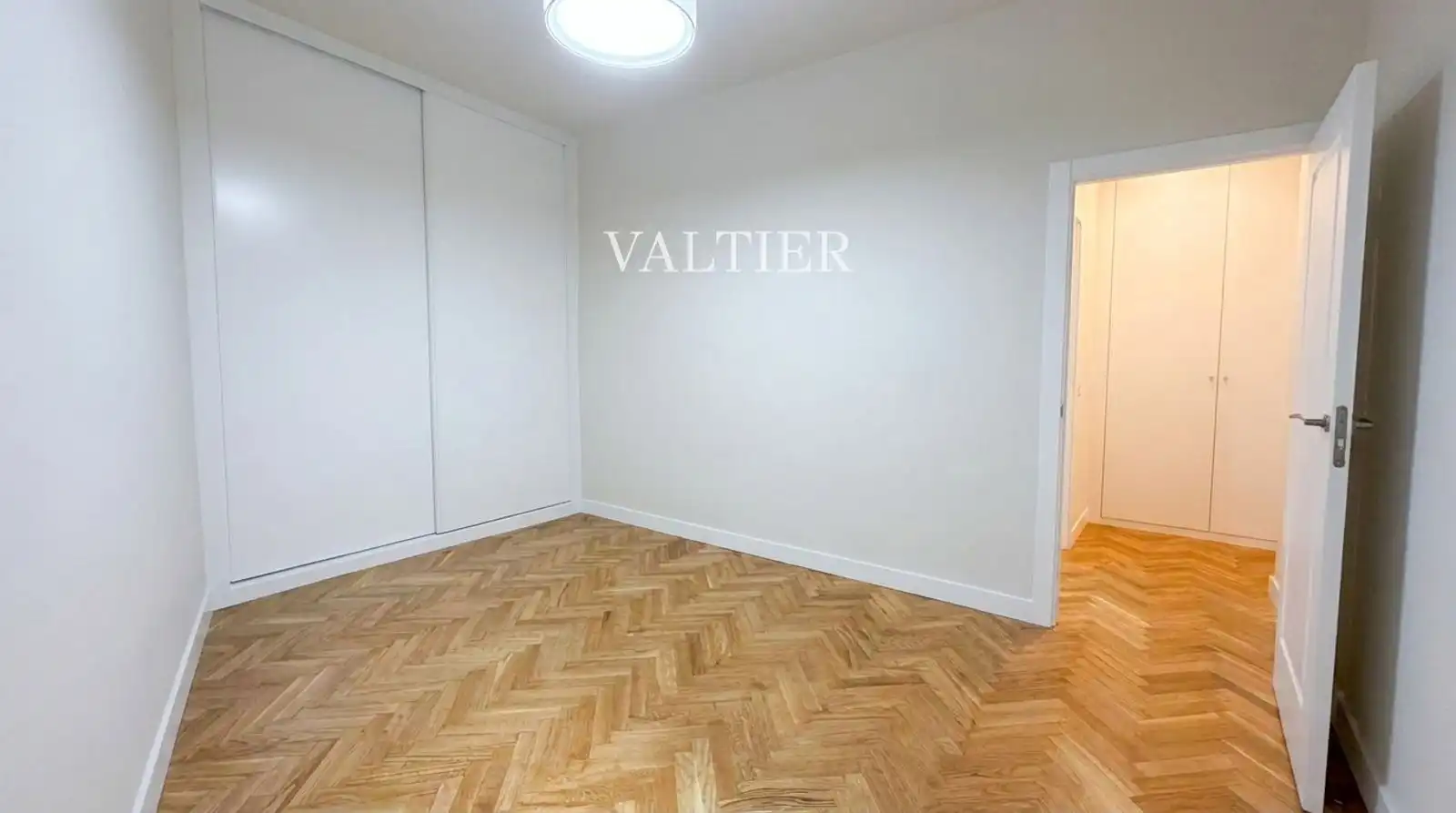 Habitación de Piso de alquiler en Madrid con Aire acondicionado y Calefacción