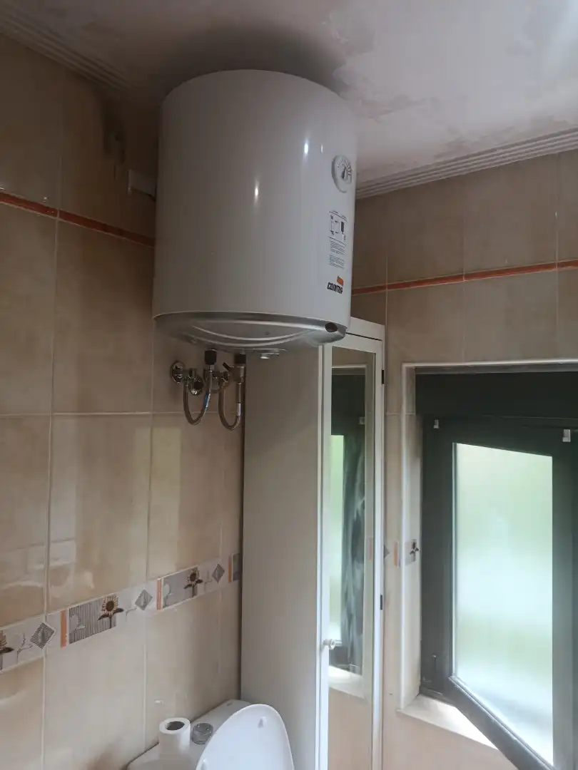 Bathroom of Flat for sale in Aller  with Heating, Storage room and Furnished