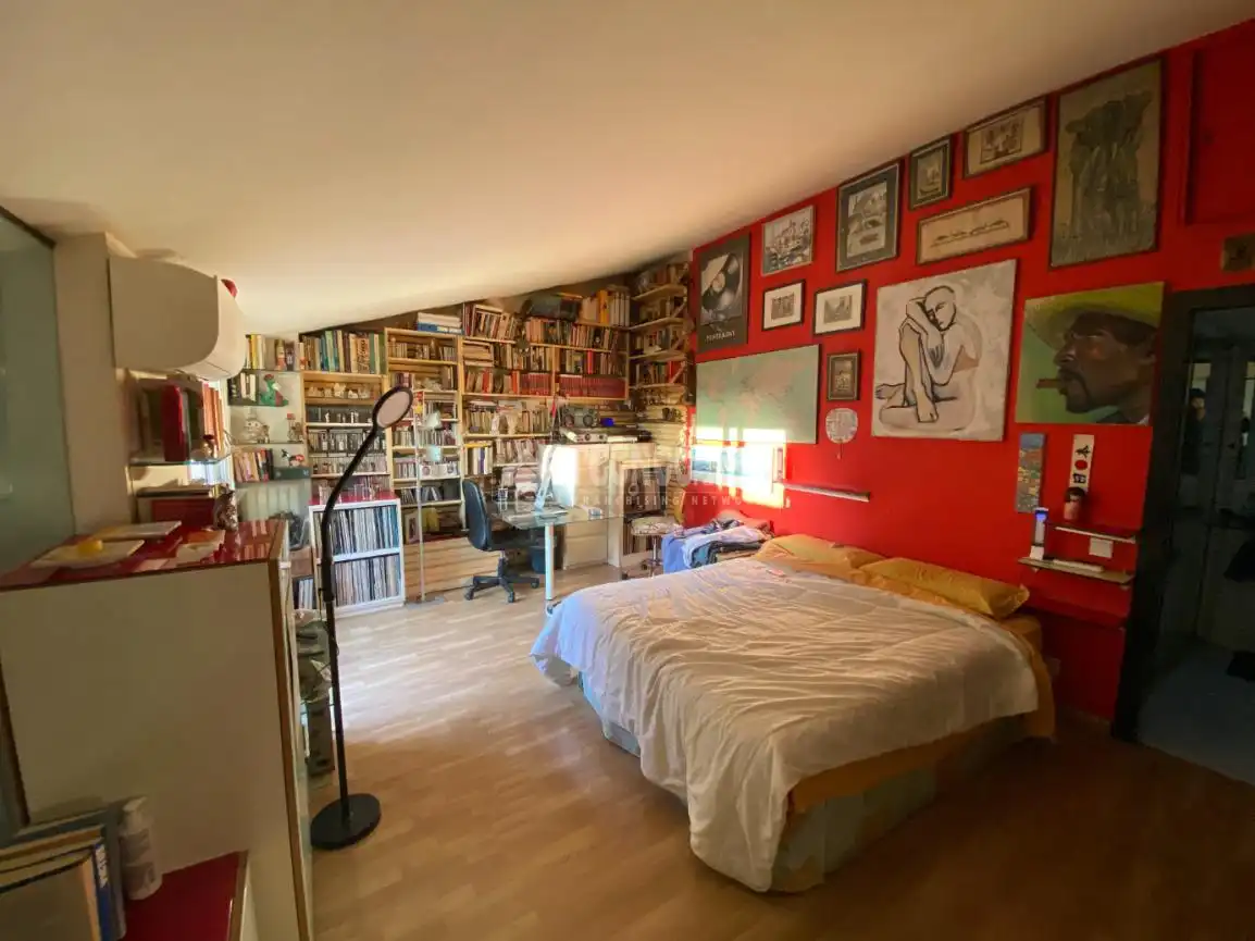 Dormitori de Àtic en venda en Barcelona amb Aire condicionat