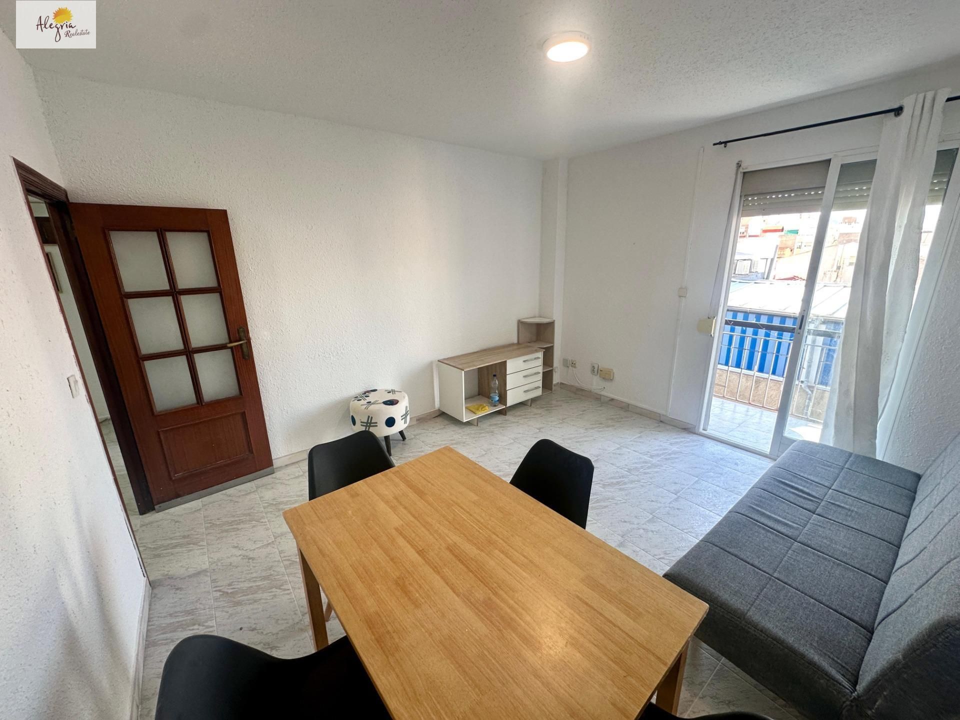 Sala de estar de Apartamento en venta en Alicante / Alacant con Calefacción, Terraza y Balcón