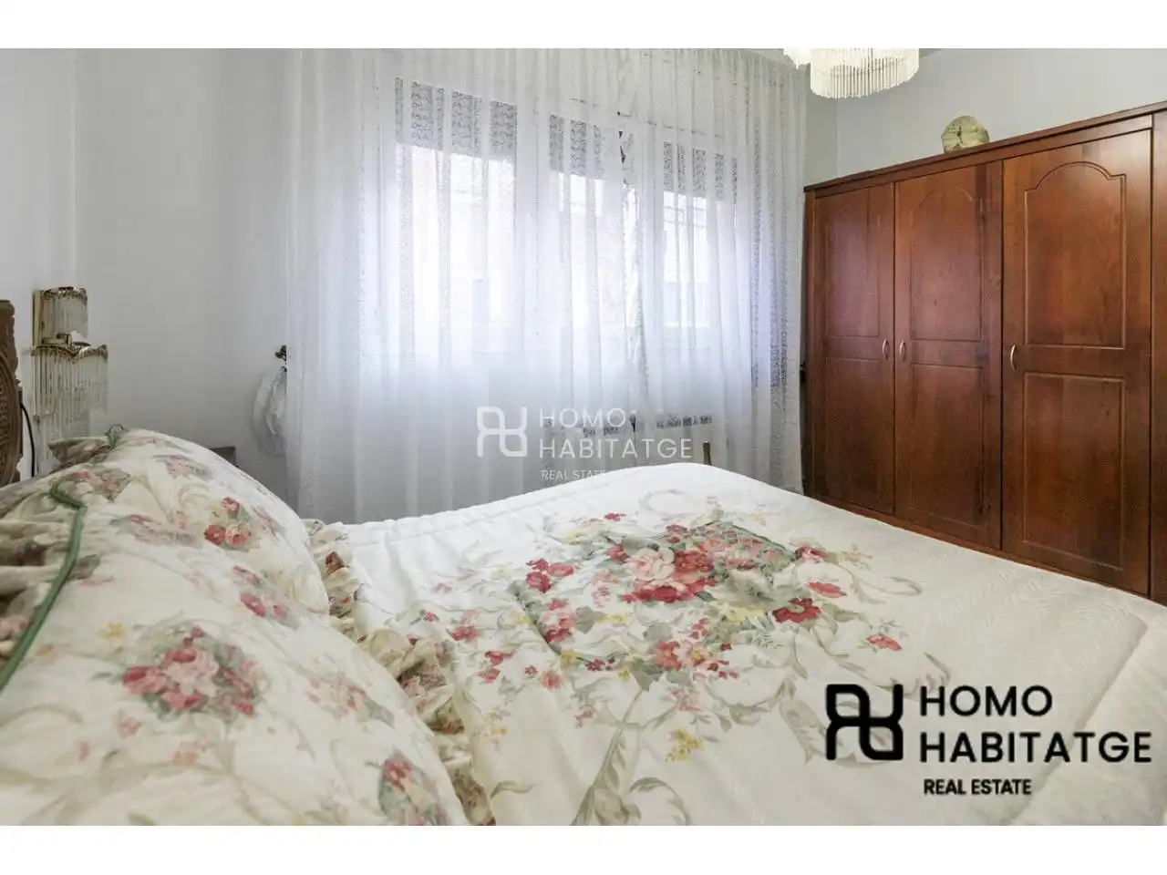 Dormitori de Casa o xalet en venda en Sabadell amb Aire condicionat, Calefacció i Terrassa