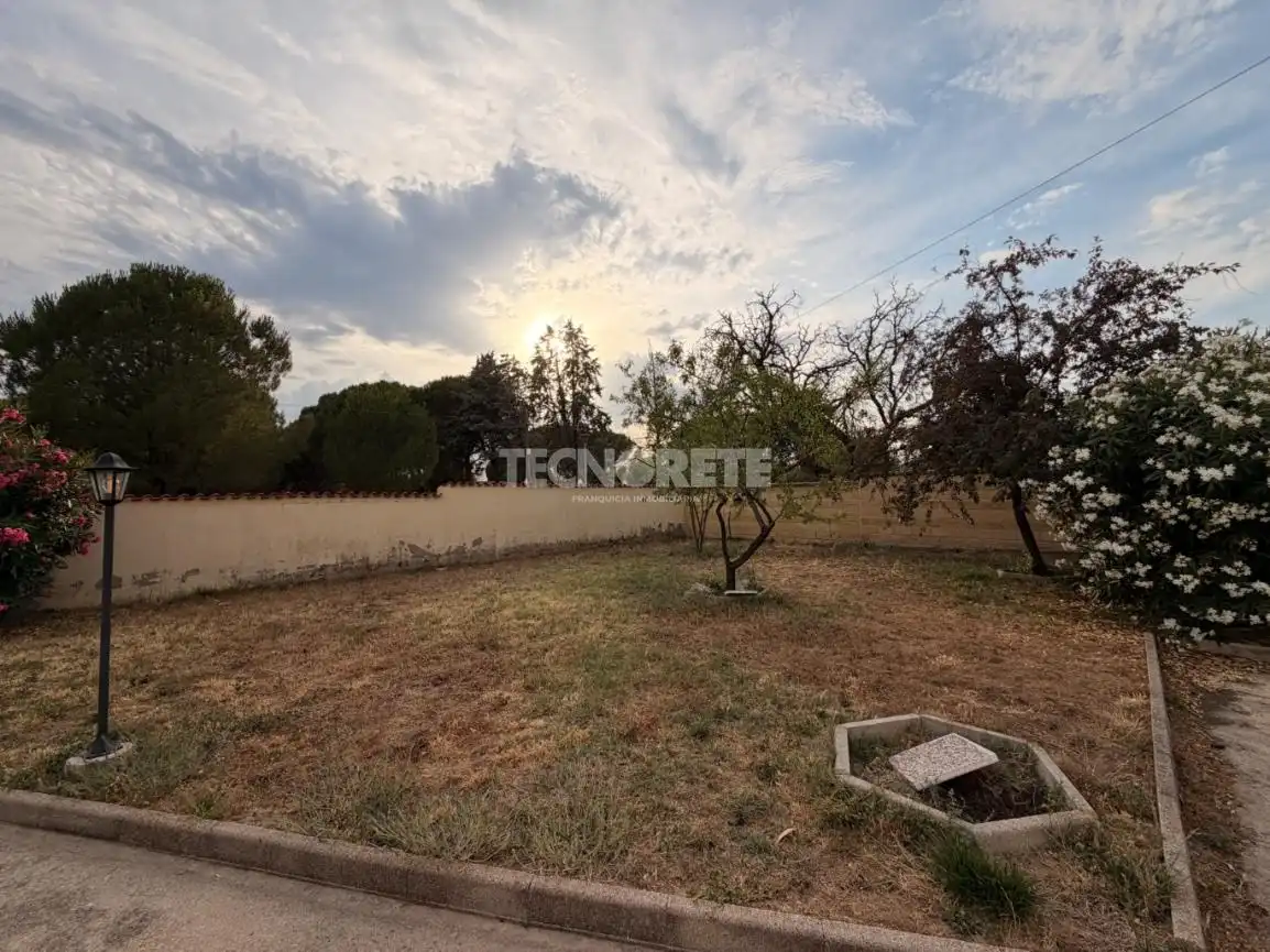 Houses for sale in San Román de los Montes  with Air Conditioner and Heating