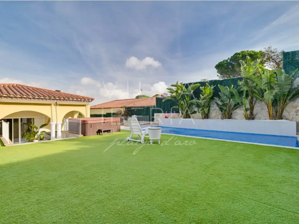Casa amb piscina en venda a Paseo Ametista 27, imagen 25