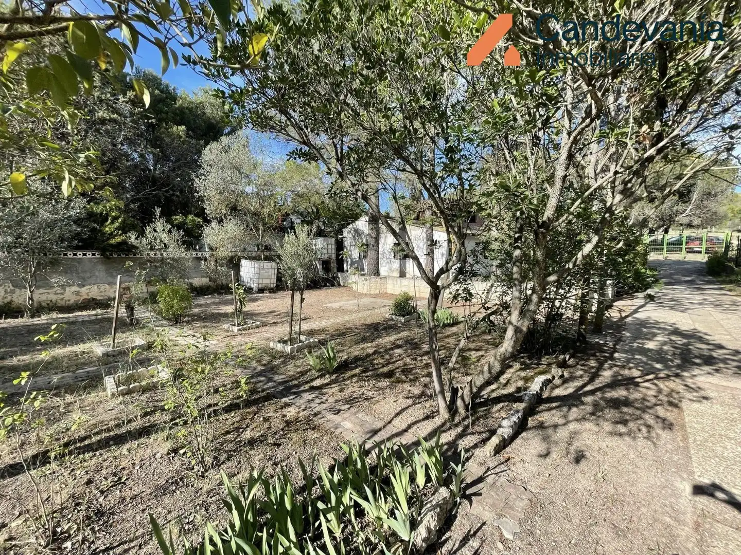 Finca rústica en venta en Zuera con Jardín privado