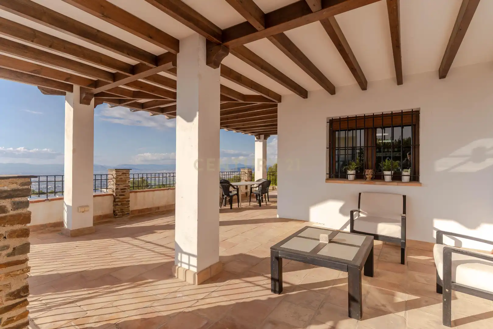 Terraza de Casa o chalet en venta en La Zubia con Aire acondicionado, Jardín privado y Trastero